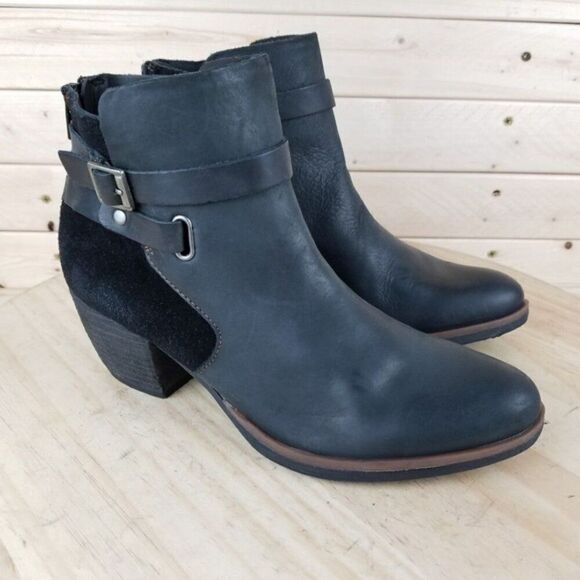 Korks 6.5 US  Black Leather Suede Contrast Stacked Heel Bootie Boot Back Zip NEW - Picture 1 of 12